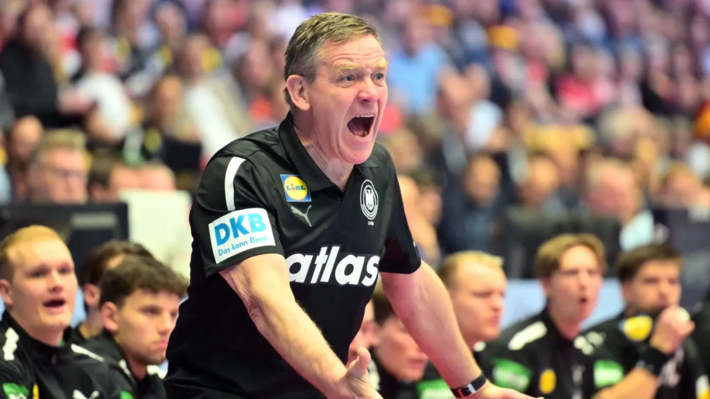 Gíslason Responds With Humor After